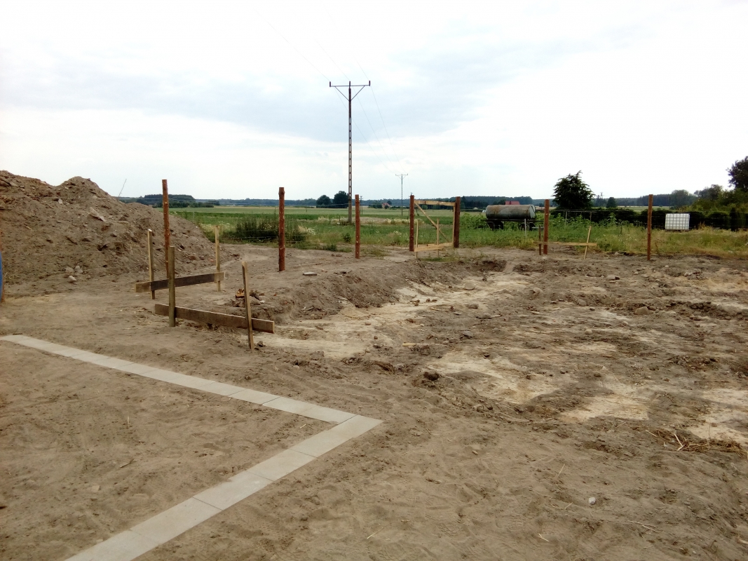 Zdjęcie do wpisu: Przygotowanie działki - prace ziemne, ogrodzenie,