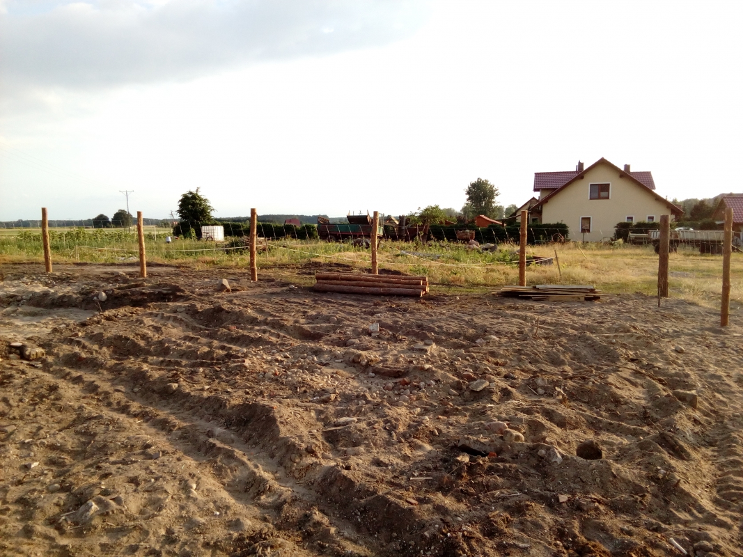 Zdjęcie do wpisu: Przygotowanie działki - prace ziemne, ogrodzenie,